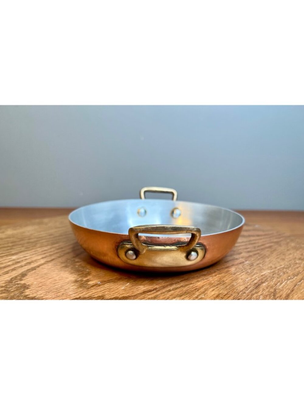 Vintage Copper Mini Saute Pan /Mini Au Gratin Pan (5 5/8" diameter) With 2 Bras - Picture 4 of 14